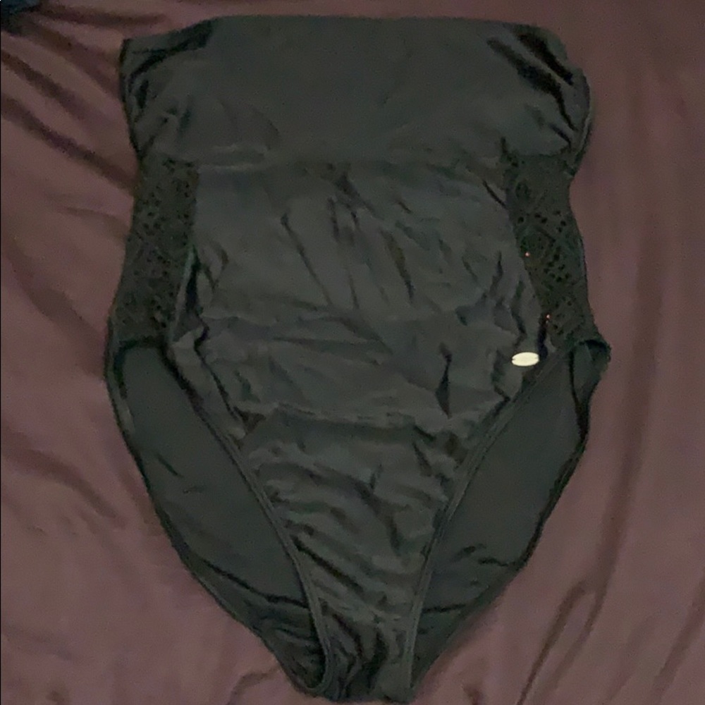 Bathing suit
